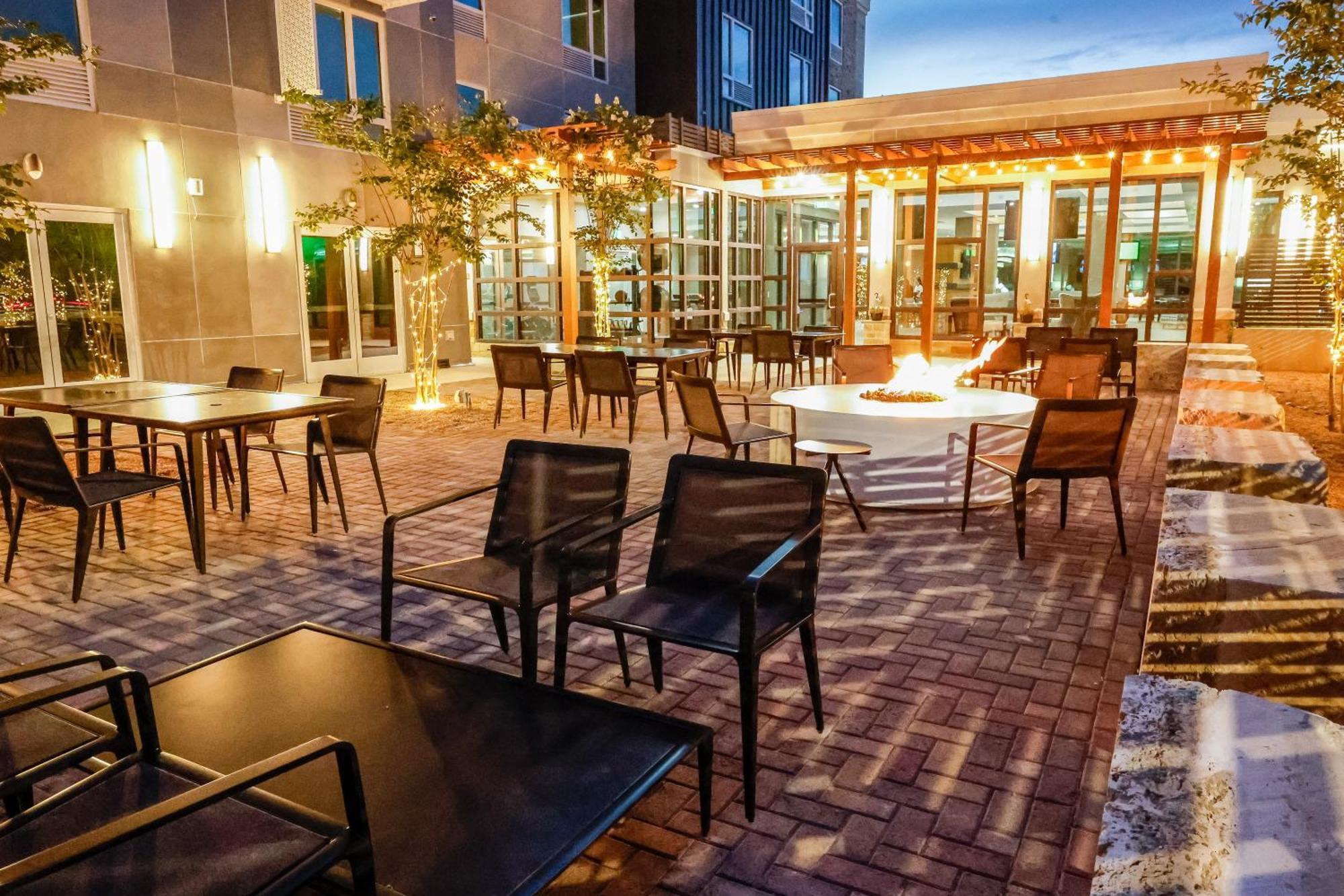 Four Points By Sheraton Austin Airport المظهر الخارجي الصورة